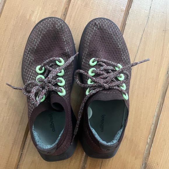 Allbirds Tree Dasher Tennis Shoes - Picture 2 of 6